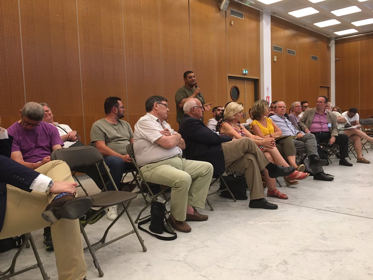 <a href="/etienne_fillol/">Étienne Fillol</a> <a href="/GentillyEELV/">eEELV GENTILLY</a> <a href="/SabrinaSebaihi/">Sabrina Sebaihi</a> <a href="/jokienzlen/">Jonathan KIENZLEN</a> <a href="/STaillePolian/">Sophie Taillé-Polian</a> <a href="/annielahmer/">https://bsky.app/profile/annielahmer.bsky.social</a>  <a href="/luccarvounas/">Luc Carvounas</a> Hold-up que la privatisation #ADP  enjeux de santé, d’emploi, d’économie. Stratégie publique pour les transports, l’aménagement. bouclier aérien contre émission GES,nuisances..