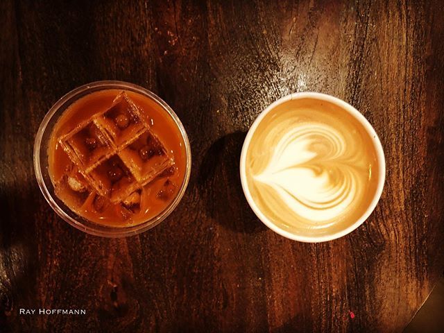 rayphoto21's tweet photo. Japanese flash brewed ice coffee and a mocha. #coffee #annapolis https://t.co/n2DsTNdaKg https://t.co/ik15alEcbY