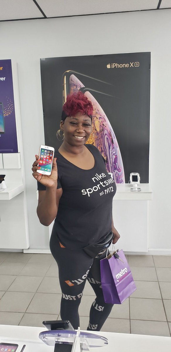 JimFinnMetro's tweet photo. Newest Metro by T-Mobile customer.  Goodbye Verizon! https://t.co/jiIBSNbFyz
