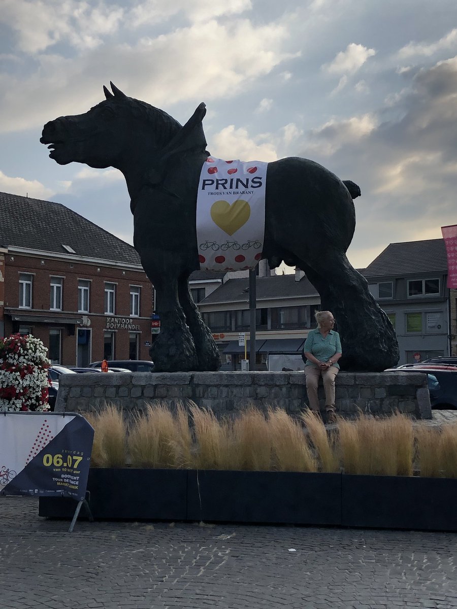 lennik hashtag on Twitter