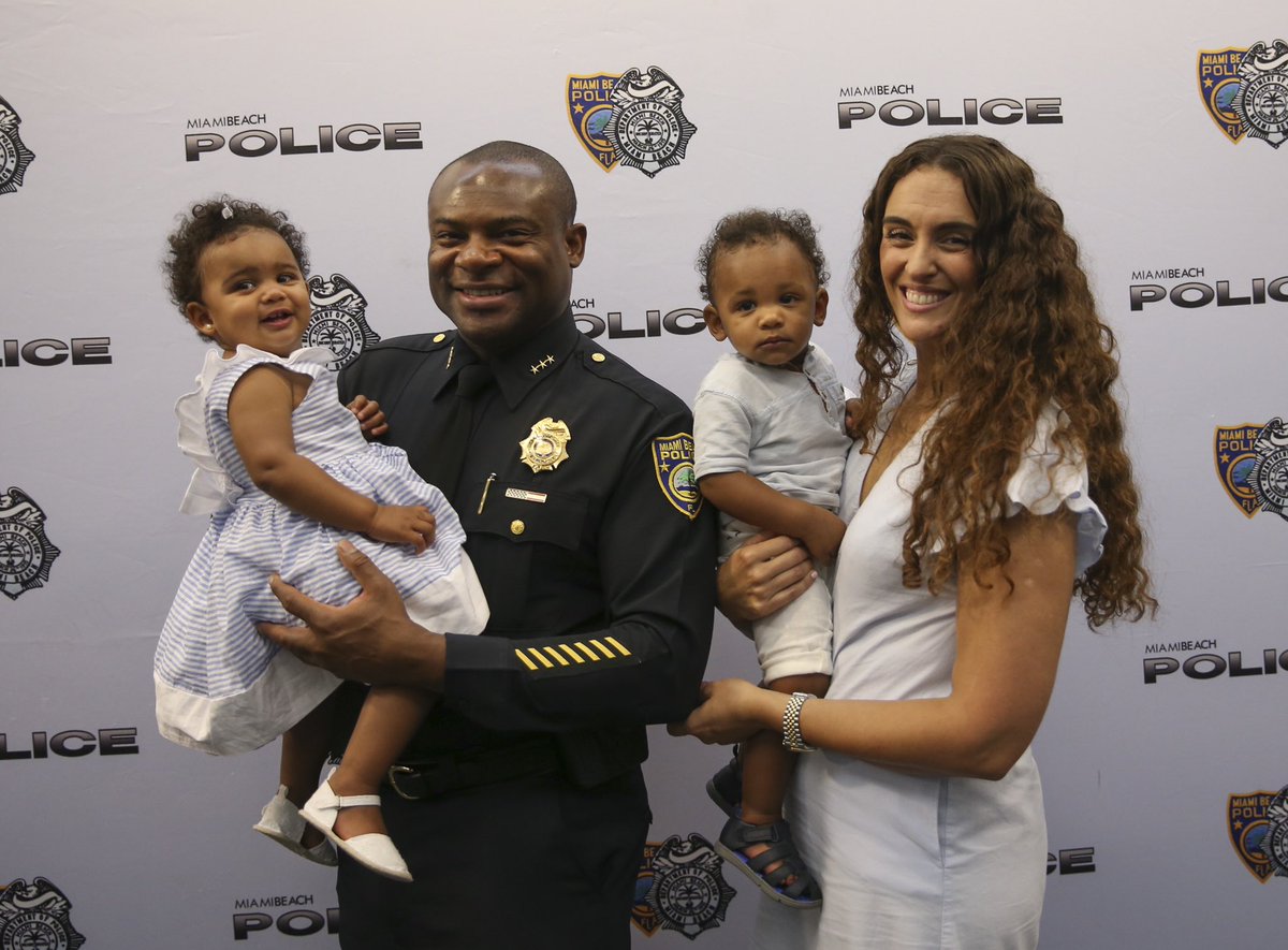 Miami Beach Police on Twitter: "Please join us in congratulating our 20th  Police Chief, @RClementsMBPD and Deputy Chief Wayne Jones. Both were  sworn-in during a ceremony this morning. The two were surrounded