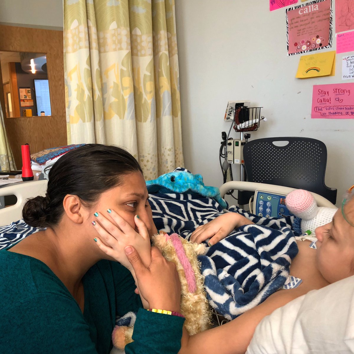 benjaminrwoods's tweet photo. Any parent can tell you that one of the worst kinds of pain is watching your child suffer. It’s hard knowing you’d do anything to stop it, but have little control over it. But I watch. I hold her hand. Stare into her eyes. I pray.
https://t.co/PJPudO4Ema
#TeamWoods #prayforCalla https://t.co/Qz4pqkJl23