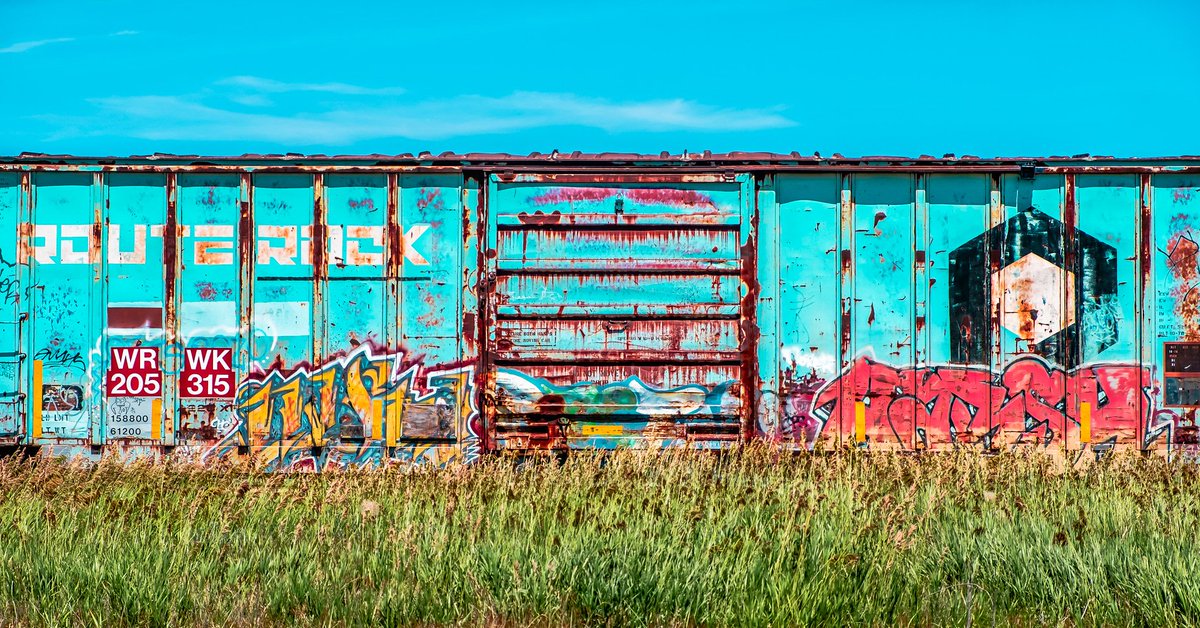 SethBurkeyPhoto's tweet photo. Just had to stop and take a photo of this #traincar
. 
The colors were really popping.
.
#lincolnnebraskaphotographer #landscapes #capturelife #seethebeauty #traingraffiti #getoutside #lovetotravel #fujifilmxt2 #vibrantcolors #ruralkansas #railroadphotography #impromptuphoto https://t.co/BpdlZ3Ewkg
