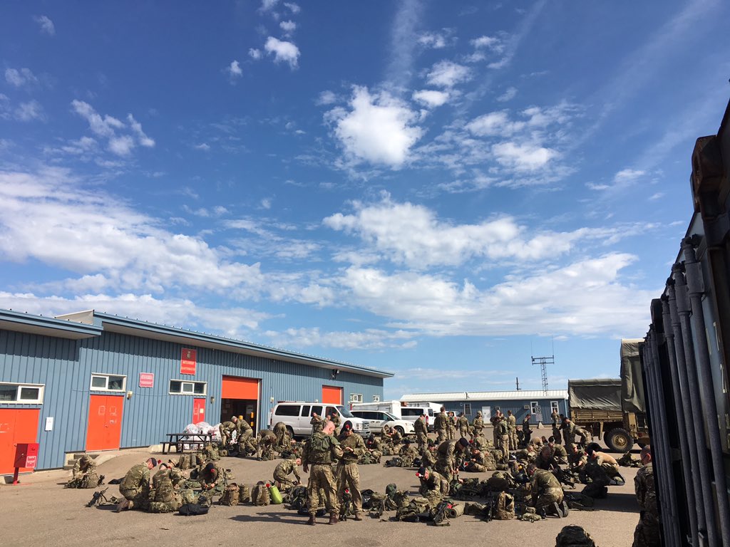 5_fusiliers's tweet photo. RSOI complete and kit packed. 85 Reservists from 5 FUSILIERS have now deployed onto the Canadian prairie in support of the 1 FUSILIERS BG on Ex PRAIRIE STORM 2.  The next two weeks will go with a BANG 💥! #FusilierFamily #LethalAndReady #OAFAAF #ArmdInf https://t.co/Jqkntf2xKg