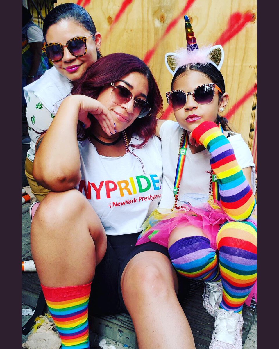 lopez_sable's tweet photo. #NYCPrideMarch #NYPride #stonewall50 @nyphospital 🌈🌈🌈 https://t.co/dyS6pVsxsa
