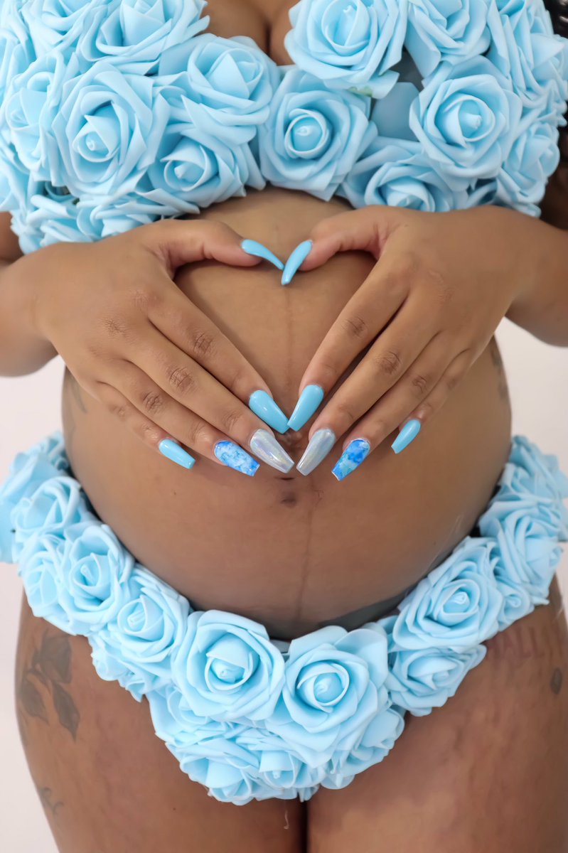 4everndAlways__'s tweet photo. Mama bey 🌸😘 https://t.co/GqbPsbc6pS