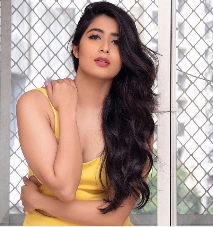 CricketIndia99's tweet photo. @ZAbbasOfficial Who is hottest? 😍😘

Like for Nikita 
Comment for Zainab 

#INDvBAN #BANvIND #WIvSL https://t.co/BFw9VSVqGU