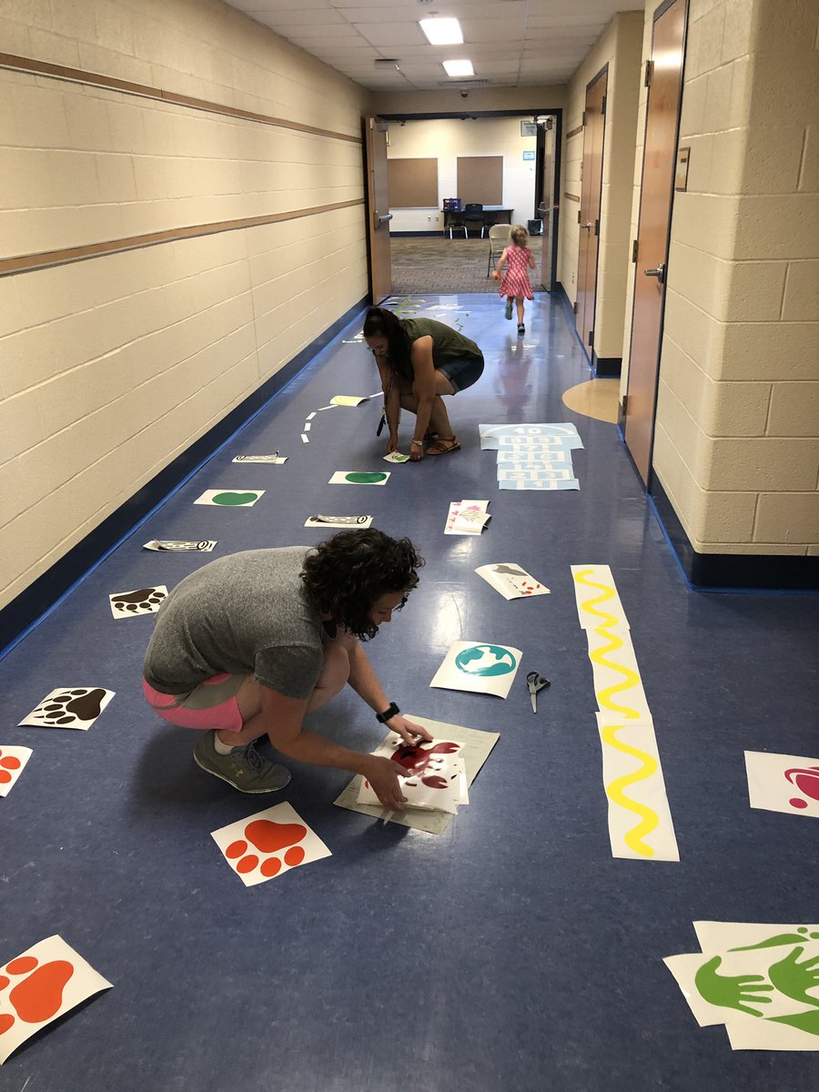 LingleAveElem's tweet photo. Great things happening at Lingle this summer! Shout out to Mrs. Henry and @MrsBoltzPASD for their creation of a kindergarten sensory path. Big thanks to @PAEF1991 for funding the supplies necessary. Can’t wait to see the finished product! #pasdproud https://t.co/0tEZDQBv8y