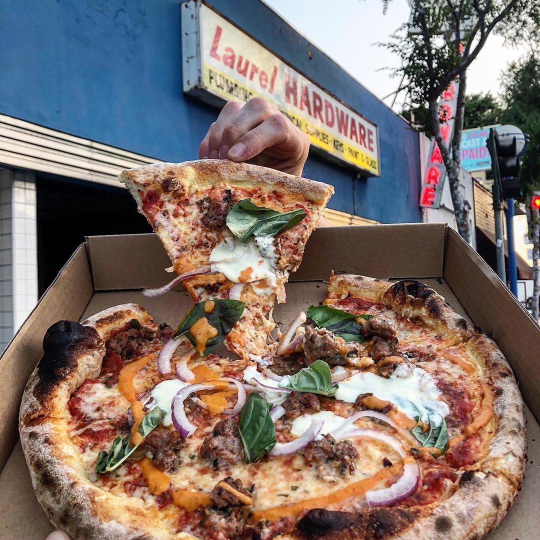 westhollywood's tweet photo. Up close and personal with the Italian Sausage pizza from #LaurelHardware ๐ Sharing is encouraged but not required ๐ท: sauced_brothers #westhollywood https://t.co/kM67smRqR9