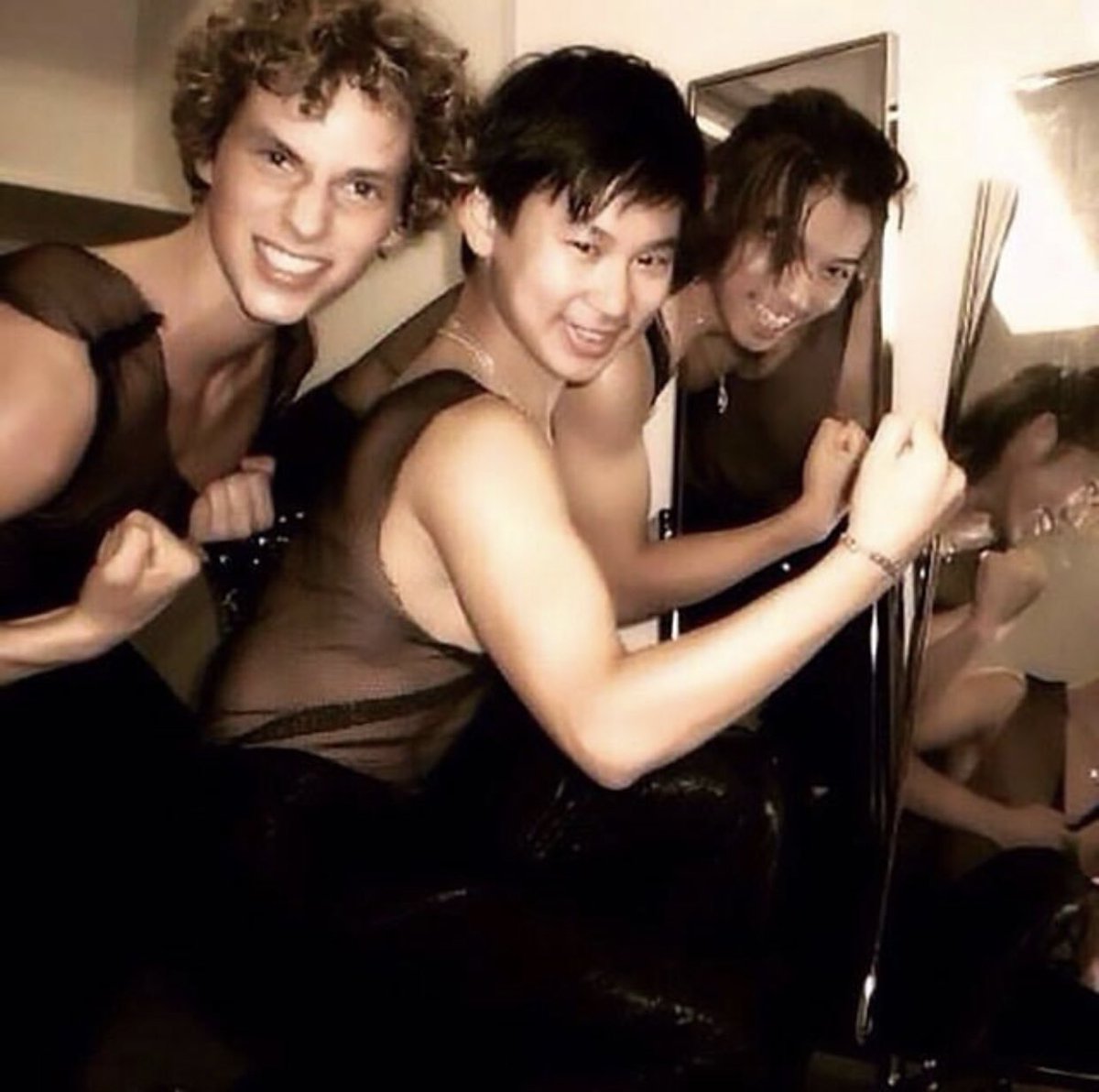 DenisTen_show's tweet photo. https://t.co/qVE6ClabmZ 

Takahito Mura

"Denis’ Friends” | “Друзья Дениса»
July 20 | 20 июля
18:30
LC | ЛД «Almaty Arena»

#DenisTen #DenisTenAndFriends @Tenis_Den #TakahitoMura https://t.co/WZvA1MzvG4