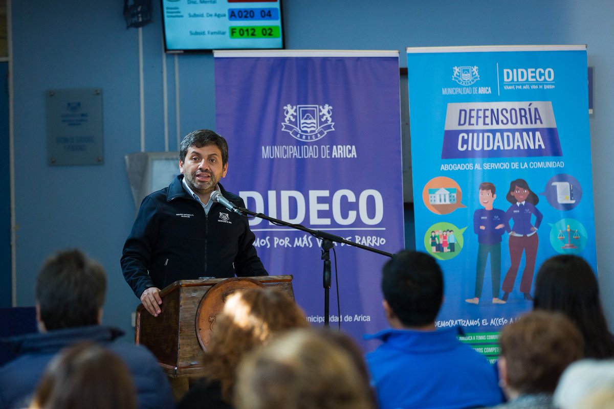 paolo_yevenes's tweet photo. #Arica Cuando tenemos un municipio que se preocupa de las necesidades levantadas en terreno, hace la pega. Pero cuando se ocupa y busca las maneras para dar respuesta, genera valor agregado en las comunidades. Por eso creamos #DefensoriaCiudadana  #Vamospormas DIDECO @MuniArica https://t.co/s3n7Fdrmda