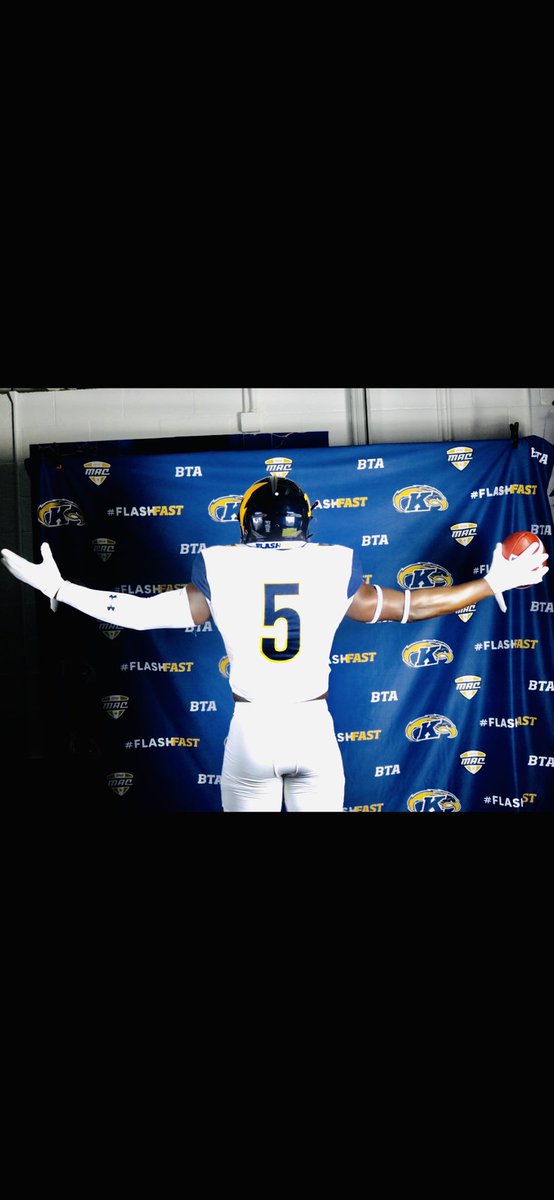 foday025's tweet photo. Thankful and excited to commit to @KentStFootball‼️ I want to thank my parents and coach Lewis for this opportunity. Big thank you to coach Strohmeier and the @ReiverFootball for recruiting me. Thankful for all the trainers and high school coaches who helped me.  #FlashFAST ⚡️⚡️ https://t.co/eTiUi6bJgn