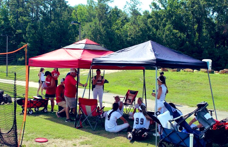 BaileyColeman99's tweet photo. Had a great weekend this weekend! We went 3-2 in the Best of the Best Showcase! Can’t wait to be back in action in a couple weeks. In the meantime I’ll be hitting the gym😋💗 #BABA #ItNeverStop https://t.co/6SZCq0ztt5