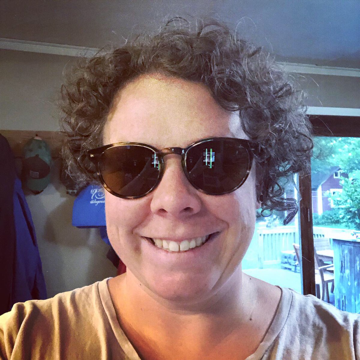 katerdownes's tweet photo. Which one? #warbyparkerhometryon @WarbyParker @WarbyParkerHelp https://t.co/S3U7epTCMj