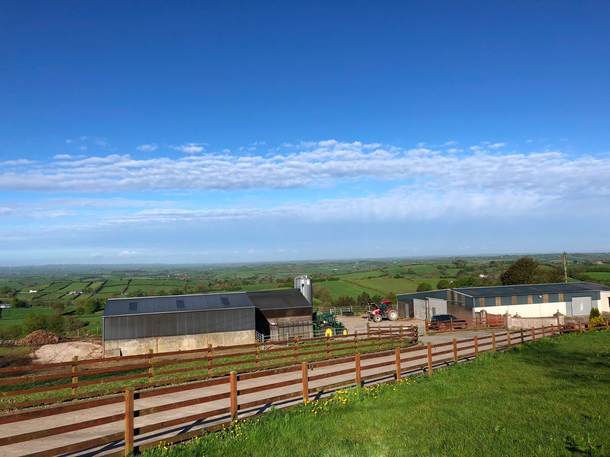 RicardMoren's tweet photo. @shirleyclerkin #HAMLETS Research @UABBarcelona:
MULLYASH (ED) Monaghan county #Ireland #RoI:
350 inhabitants (CSO2016) including 99 born abroad:
94 in #UK, 1 in other #EU28 &amp; 4 in rest of World.
#EuropeanDiversity #ruralEU #RURALimmigration
#Mullyash #Monaghan
See https://t.co/fod9N0mV3d
📷2018 https://t.co/Ucp0FX1o7Q
