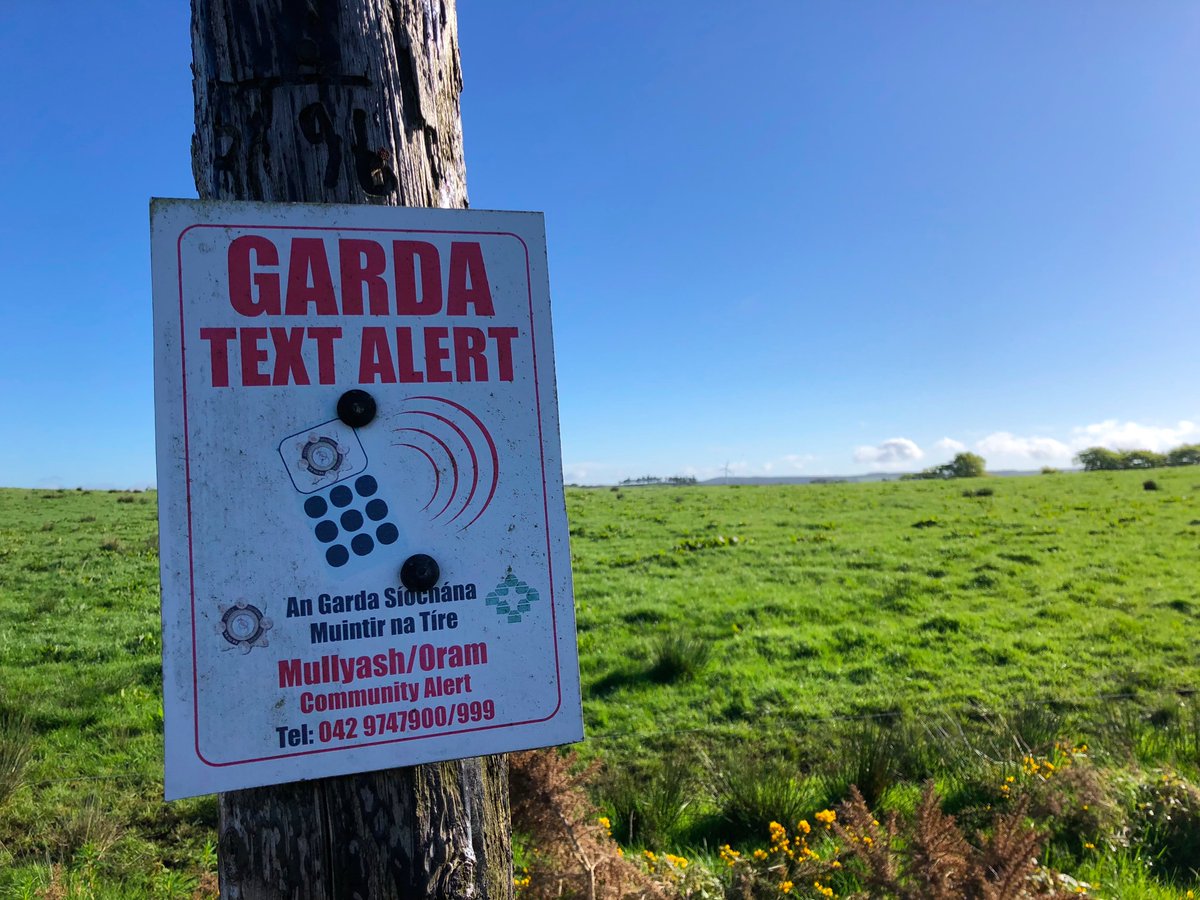 RicardMoren's tweet photo. @shirleyclerkin #HAMLETS Research @UABBarcelona:
MULLYASH (ED) Monaghan county #Ireland #RoI:
350 inhabitants (CSO2016) including 99 born abroad:
94 in #UK, 1 in other #EU28 &amp; 4 in rest of World.
#EuropeanDiversity #ruralEU #RURALimmigration
#Mullyash #Monaghan
See https://t.co/fod9N0mV3d
📷2018 https://t.co/Ucp0FX1o7Q
