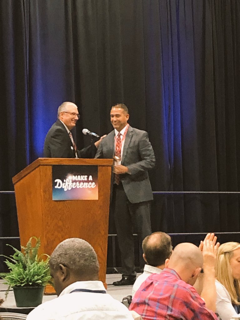 LMSprincipals's tweet image. Thanks to past @AWSP_Principals president Ken Schutz @SaxonPrincipal for being a great friend and mentor. Servant leader through and through. #WASAAWSP19 @spokaneschools @PullmanSD @afletch23 @Scott_AWSP @h_paroff