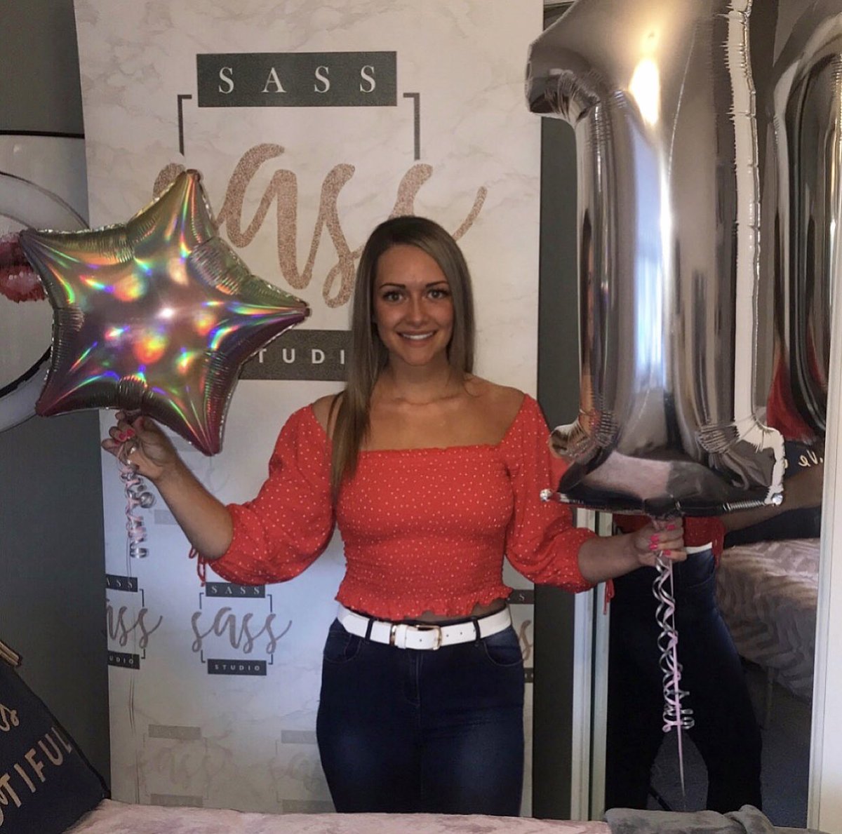 1 YEAR OLD TODAY 🤩1️⃣🎉.. 

Thank you for supporting a small business !! 💖