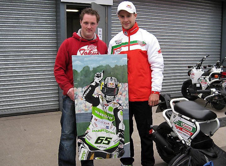 Bugsy3823's tweet photo. @mashleywalden @insidebikes @WorldSBK @DoningtonParkUK Just slightly! https://t.co/HRhZe5u8El