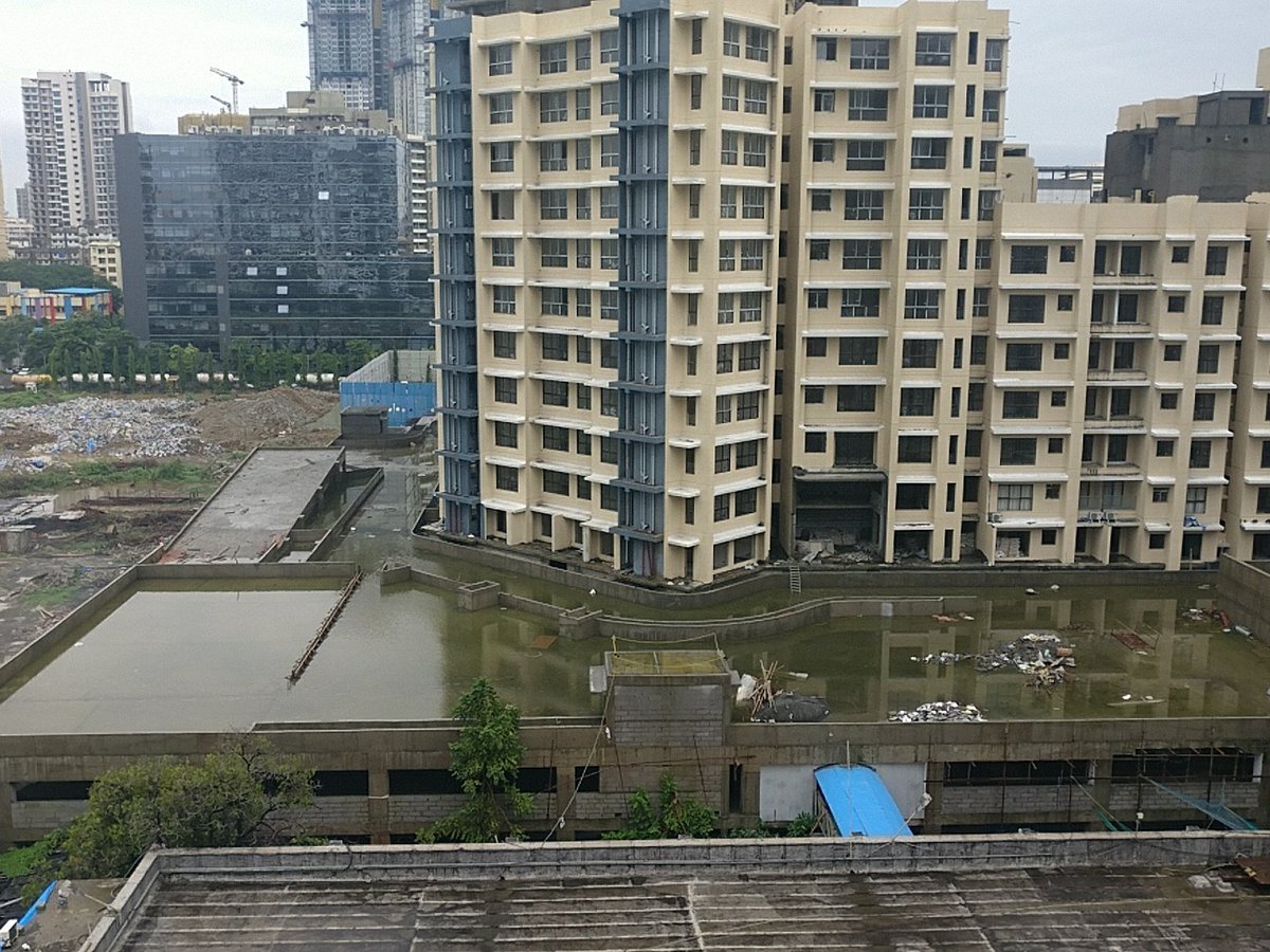 KakaniShyam's tweet photo. @mybmc @bmcmumbai @mybmcWardRS open space looks like swimming pool at Rivali Park, WEH Borivali East. Can create mosquitoes problem. Need immediate attention please https://t.co/cShzum3YD1