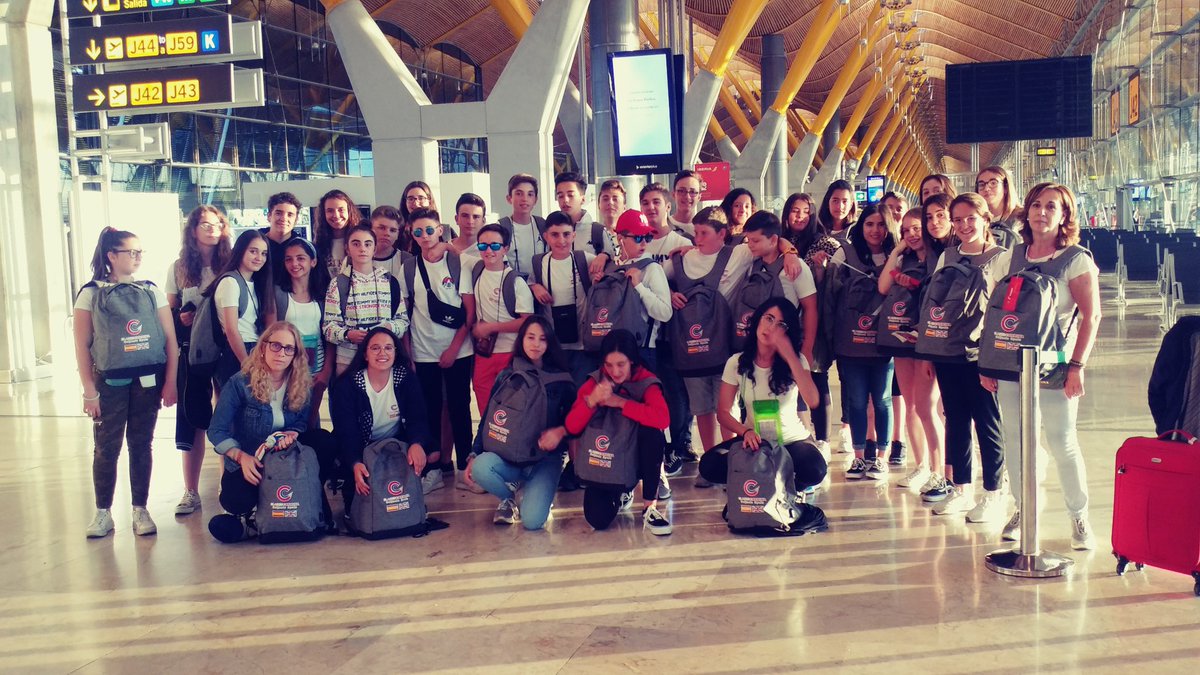 clasescarmina's tweet photo. Ready to Uk !! Summer 2019 Bath Spa University!! There we go #Bath #Bathspauniversity
#Uk #Summer2019. #learnenglishisfun
#elacstudyvacations https://t.co/BowViXYHzk