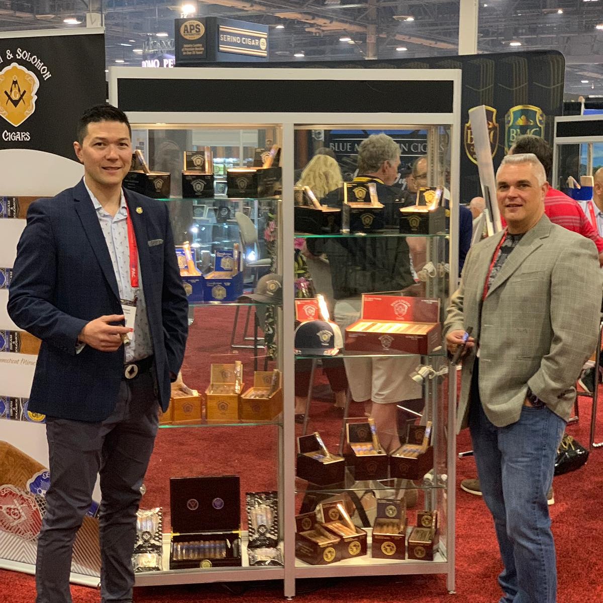 PM_Kent's tweet photo. #ipcpr2019 killer event @Hiramandsolomon great company that makes great cigars. https://t.co/aqu1ySGXAU