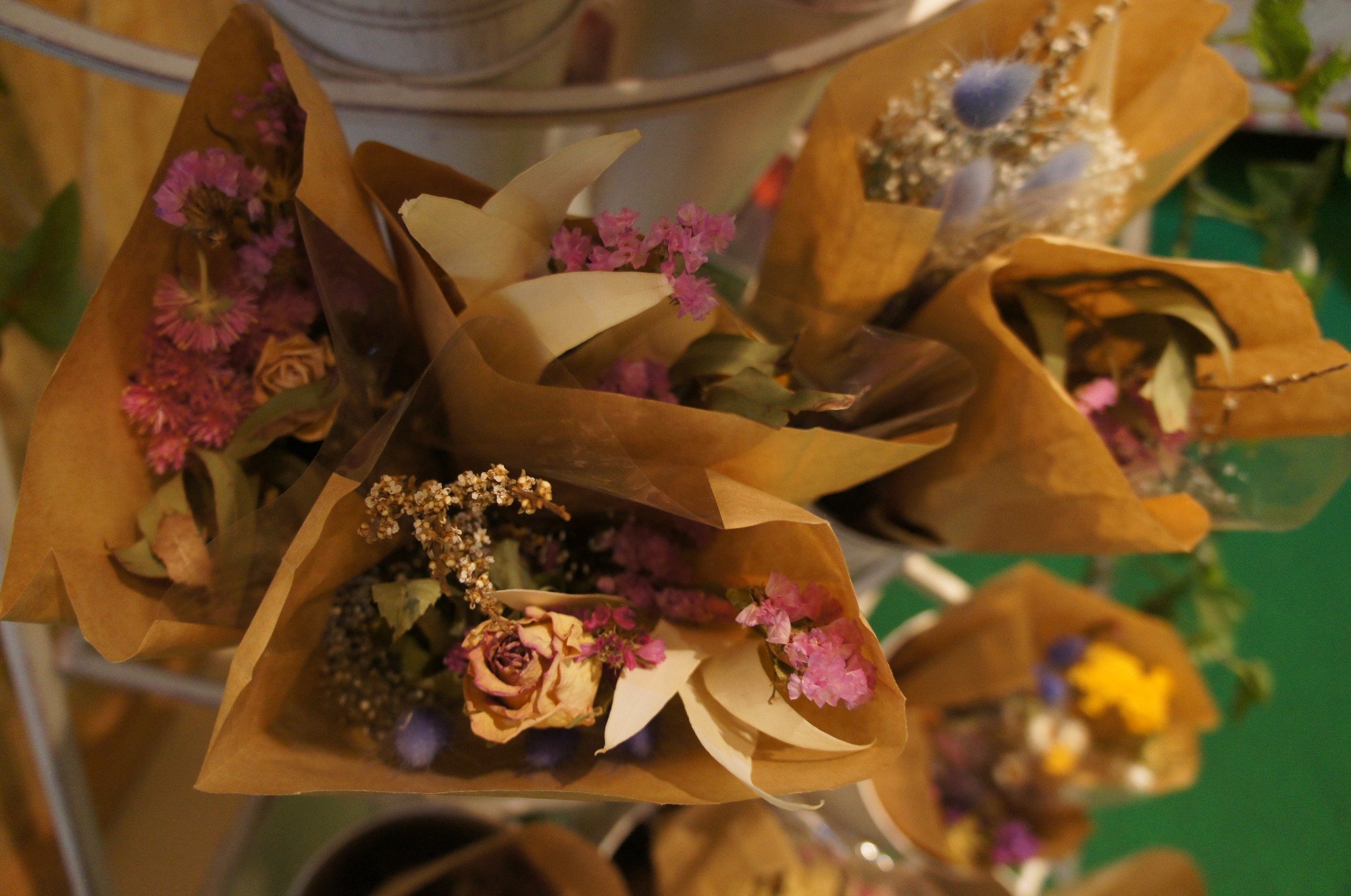 イクスピアリ 公式 雑貨 Iphoneケース Hananona Flowers Gifts Tokyo が期間限定で営業中 お花屋さんが本物のお花を使用して作ったアクセサリー Iphoneケースなどのオリジナル雑貨や ナチュラル素材の雑貨を展開するお店です ぜひチェックして
