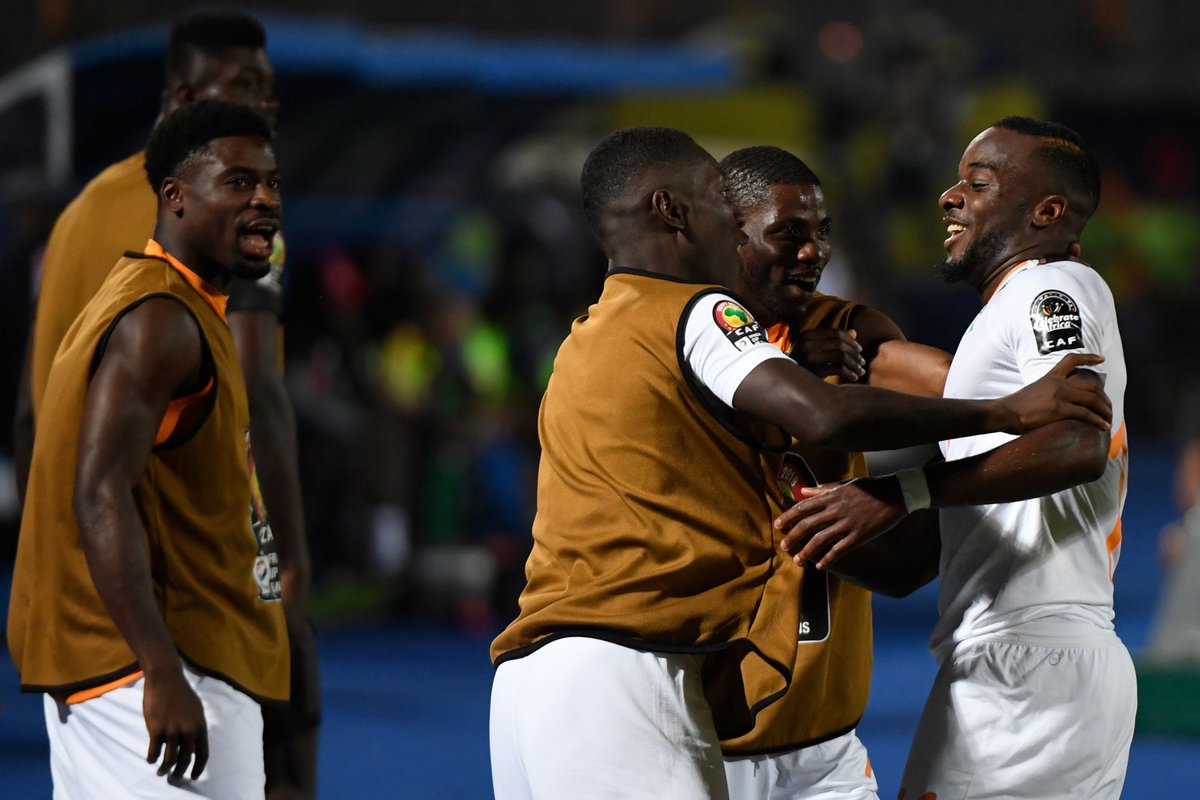GOALasia's tweet photo. 🇳🇦 Namibia 1-4 Ivory Coast 🇨🇮
🇿🇦 South Africa 0-1 Morocco 🇲🇦

Ivory Coast and Morocco are both through to the knockout stages of #AFCON2019

#NAMCIV #RSAMAR https://t.co/s7cJrQ73BJ