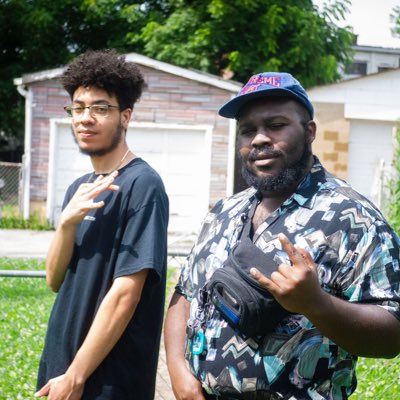 Ursariing's tweet photo. #ScrapSeason #BADGRADES #NewProfilePic #LmaoINeedToWriteSongs https://t.co/XUQHTCEqlN