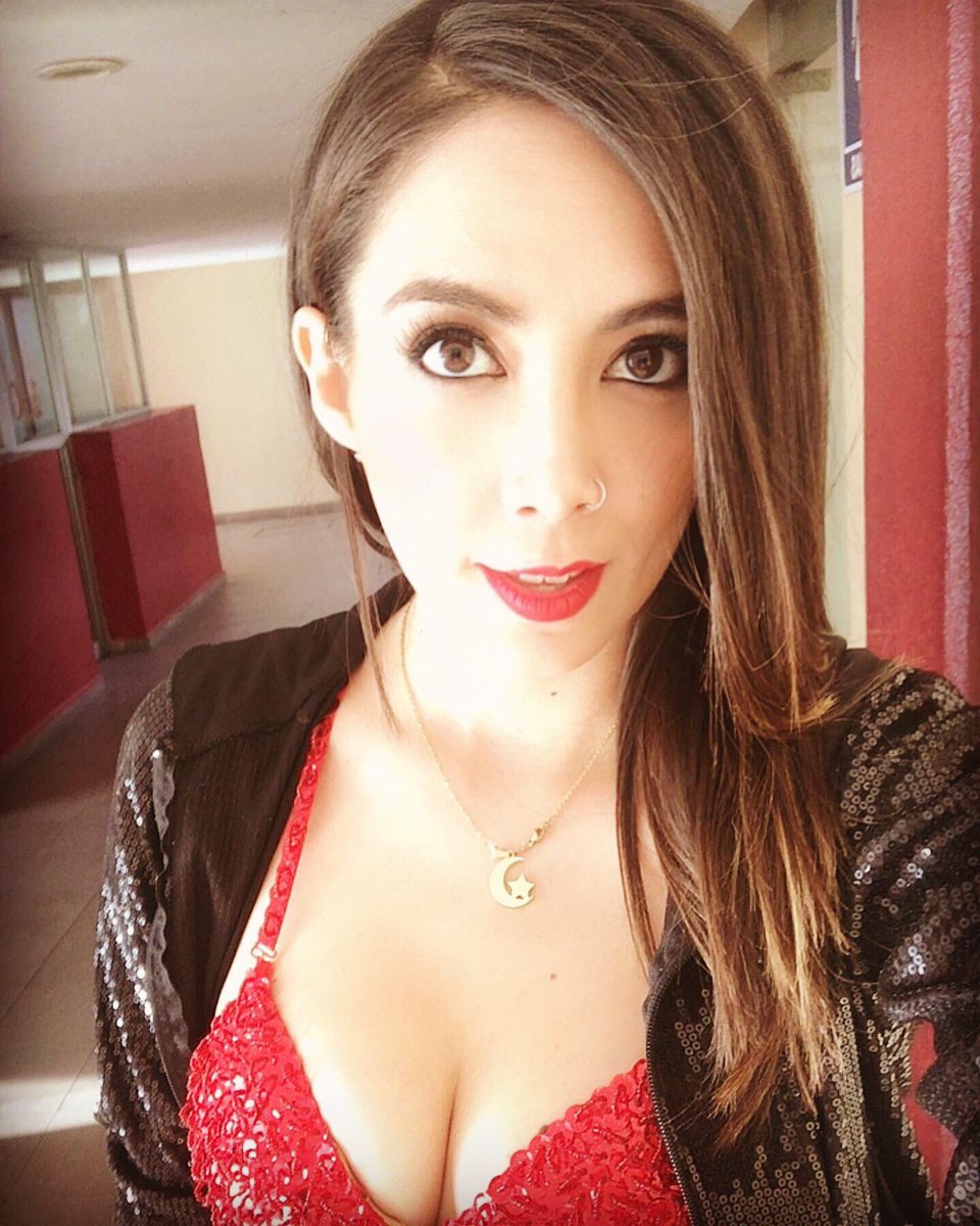 Pau_BenitezC's tweet photo. ❤️🥰
#RealEsLucha https://t.co/kPHw5hCnhh
