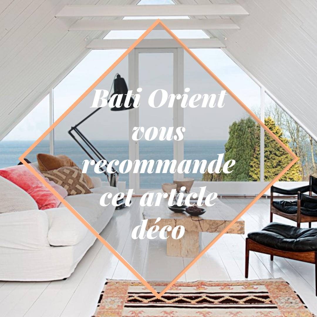 BatiOrient's tweet photo. Du bleu, du blanc, des boiseries claires et de grandes ouvertures sur l'extérieur, tout ce qu'il faut pour se sentir en vacances chez soi grâce à une décoration style bord de mer.
https://t.co/0ZwL5VCw4j

@mc_maison #BatiOrient #InspirationDeco https://t.co/54Lco3oWvJ