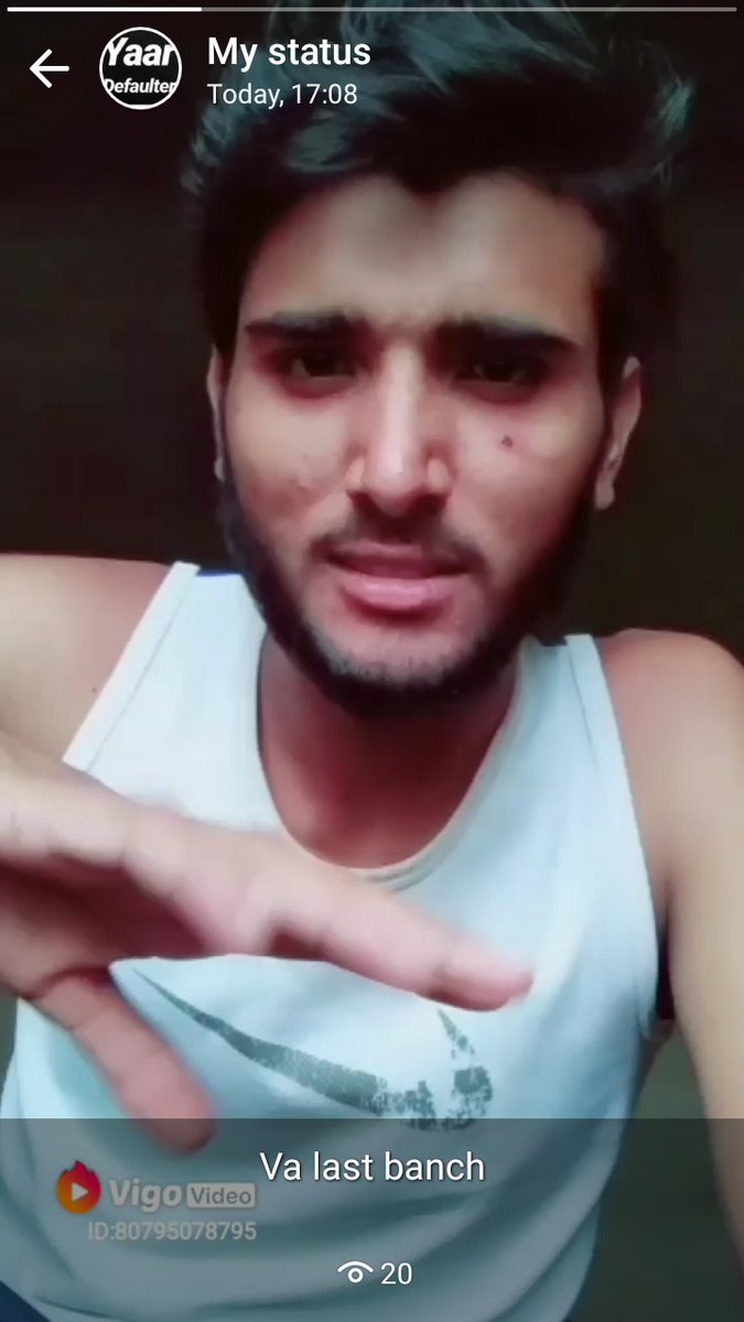 100%फॉलो back tweet media