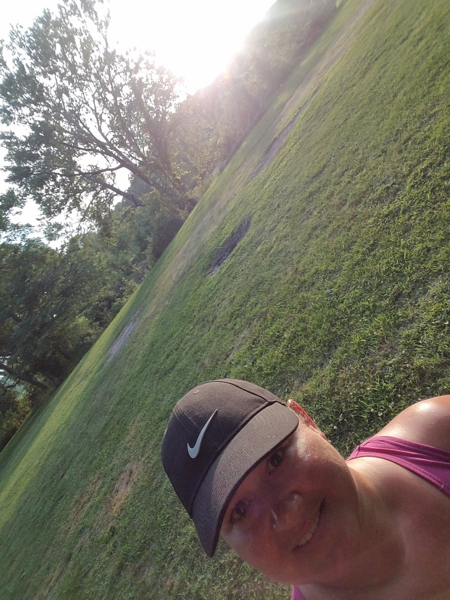 rx2johnson's tweet photo. Forgot to actually add the selfie....lol
#stillworkingonthistwitterthing
#summerselfiebingo 
@JEBC5 @rdjennings3 @CogdillAmy https://t.co/iGXCC0mHaf