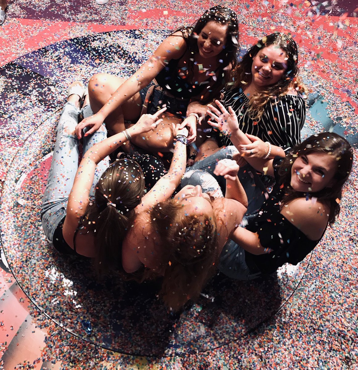 odeebz's tweet image. Such a sweet time🍭🎂