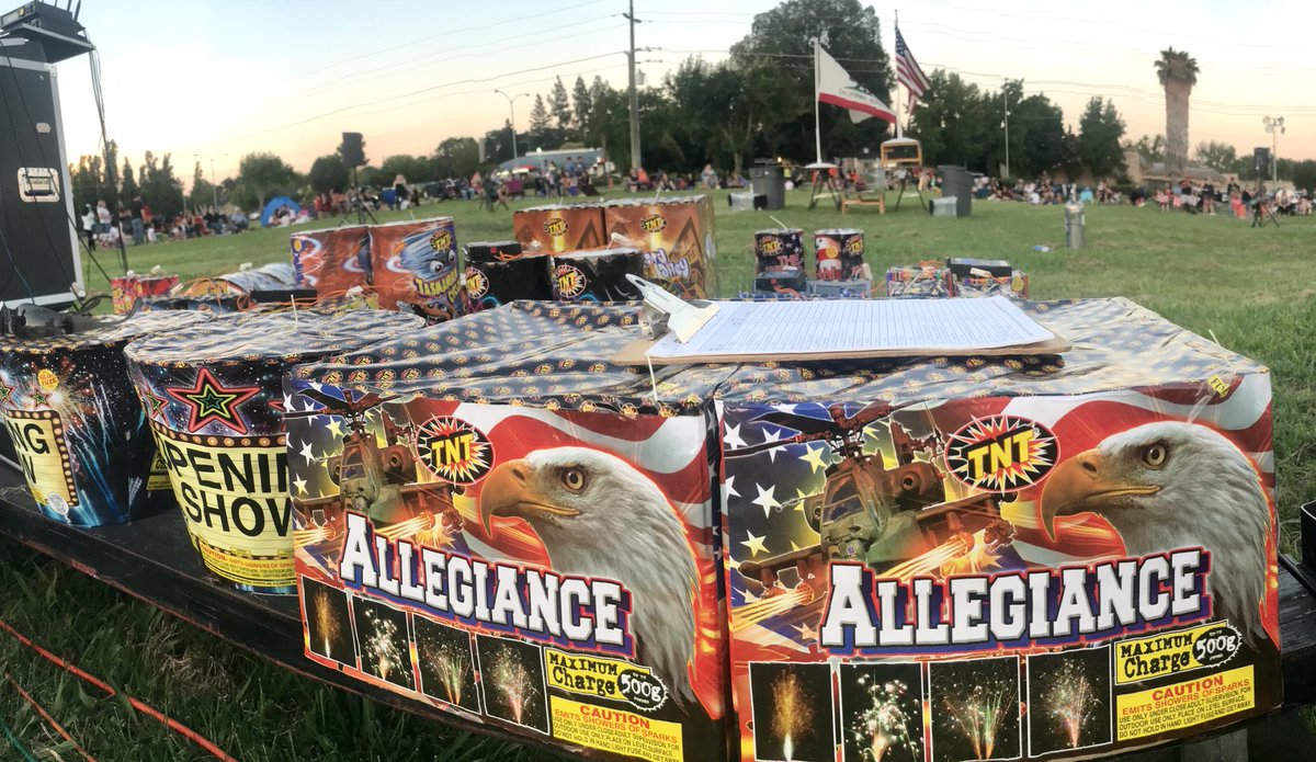 MercedTimes's tweet image. There’s still time to get down to Merced High for @mm100band’s annual fundraising fireworks show. The fun starts at nightfall. Raffle winners will be announced following the final show on Wednesday and walk away with firework packages in hand.