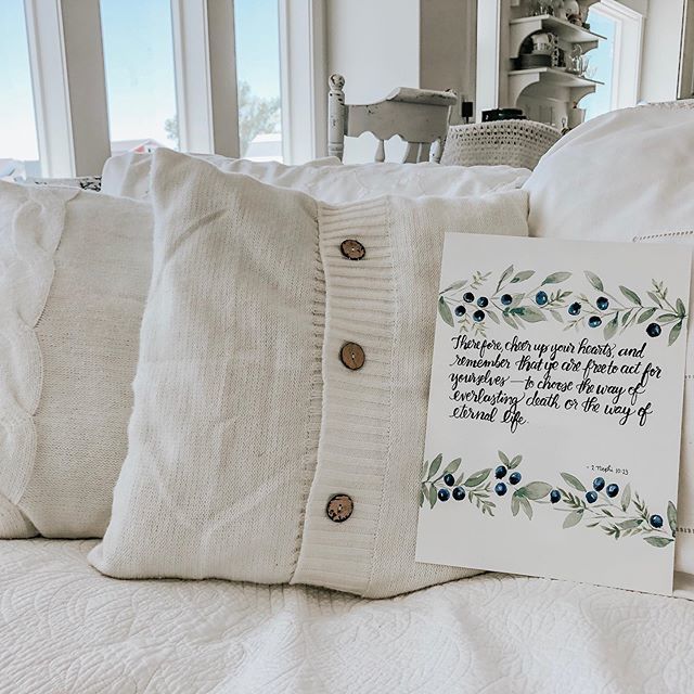 inthestillness's tweet photo. 💙Did you get my monthly letter today with this blueberry scripture print? If not, you’re always welcome in my little corner of the blogosphere + my watercolor scriptures are free every month.💙 https://t.co/xV3WIPQnDF https://t.co/Na3yhOGPyp