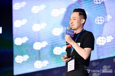 trondao's tweet photo. #TRON founder @justinsuntron just finished his speech, Mission: Impossible at #ABS2019, he talked about the recent developments of #TRON and #BitTorrent, #BTFS, #SunNetwork, #BitTorrentSpeed and #niTROn Summit 2020 Korea. #TRX $TRX #BTT $BTT https://t.co/CMllzcXcu0