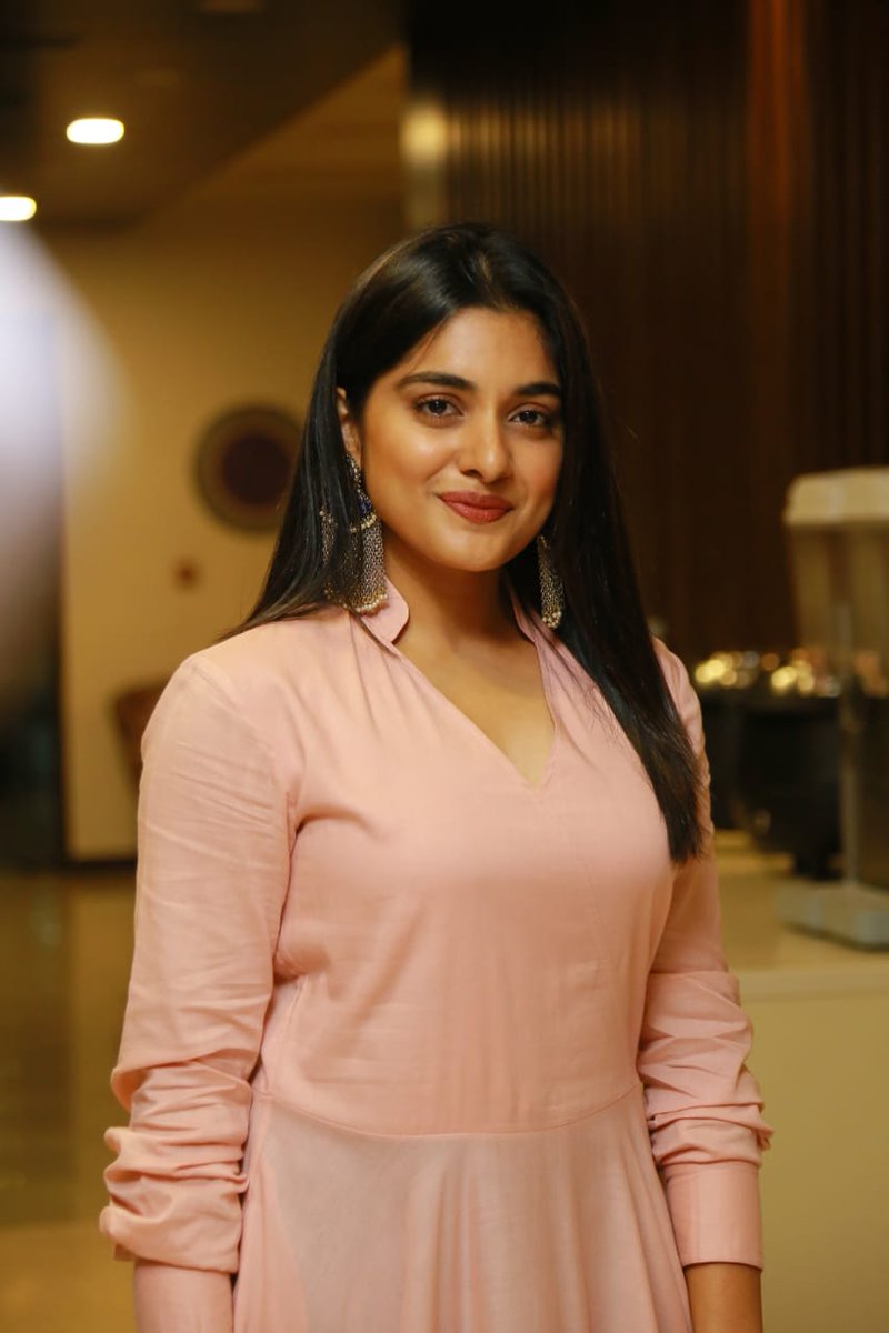 tfitalks_Offl's tweet photo. The Stylish looks of #Nivethathomas latest clicks at #Brochevarevarura Success Meet 

#BrocheThings #NivedaThomas #Nivetha #Niveda #Actress #Tollywood #tollywoodactress #TFITalks 

@i_nivethathomas https://t.co/86BMgXbRmf