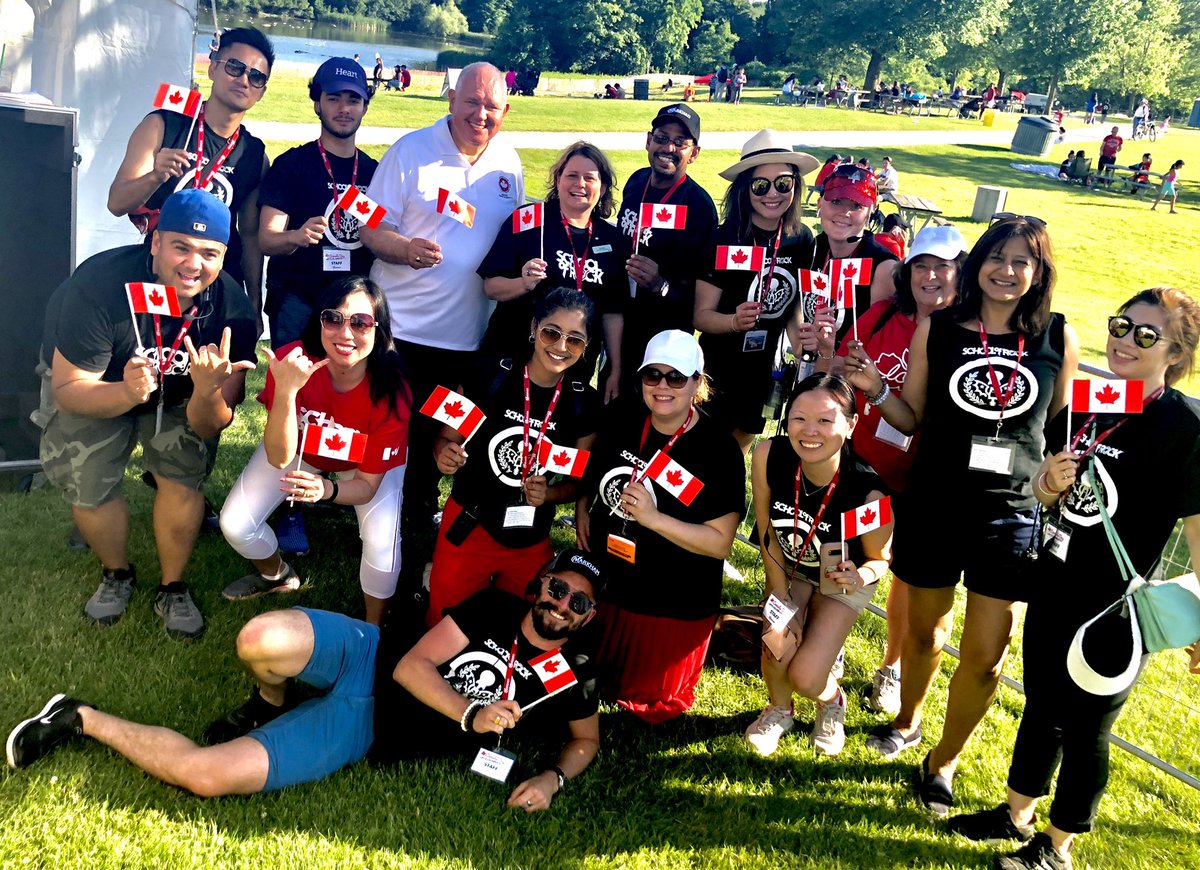 MikulB's tweet photo. Teamwork truly does make the dream work! Thanks to my awesome colleagues for helping put together an amazing #CanadaDay celebration for the residents of #Markham! 🇨🇦 #MarkhamRocks #MarkhamProud https://t.co/LYKhEDLT7a