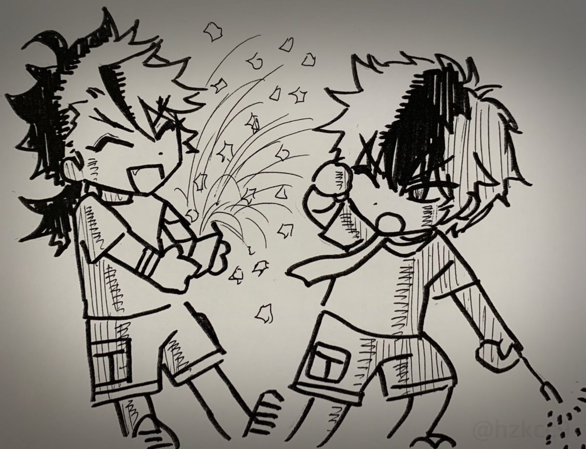 昼休みにコッソリ描いたもの
ひとに向けるな手に持つな🎆
(※このつくもがみたちは特別な訓練を受けています)

あと関係ないですが、
小声(みなさまも、えちちなむつひぜちゃんのおえかきした折には見せてくれたらうれしいです) 
