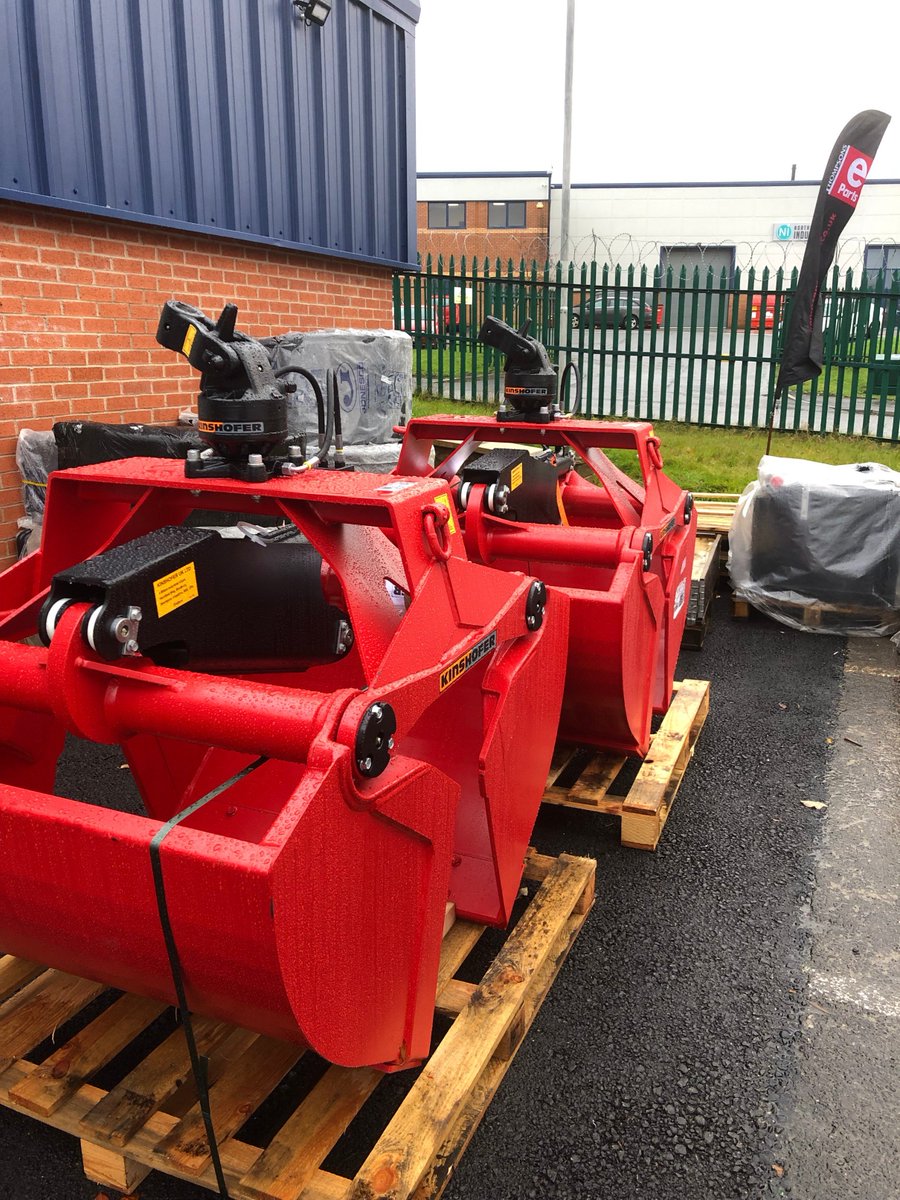 Thompsonseparts's tweet photo. Two @KinshoferUK KM602's Sold This week and another two due in to stock in the coming weeks,
Reserve yours before they're gone.
#Kinshofer #ClamshellBucket #GrabBucket https://t.co/YlXXq13kid