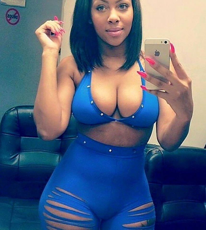 CindyDelgado80's tweet photo. Sexi lei? https://t.co/1IvPdFsfkg