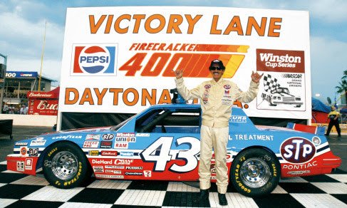 Happy birthday Legends!
Richard Petty 
David Saelens
Sam Hornish jr
and last but not least Matteo Bobbi! 