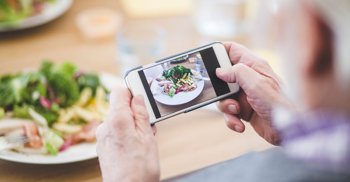 I takt med att vi lever längre ökar andelen problem kopplade till hög ålder. Dysfagi är svårigheter att tugga och svälja själv, med näringsbrist som följd. RISE arbetar med att skapa attraktiv och personligt anpassad mat för äldre med hjälp av 3D-skrivare. bit.ly/2J20qTg