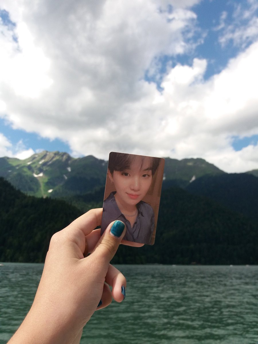 StarTeamTea's tweet photo. Хэллоу битчееез))))

Как дела? Как день?
Я поехала на отдых на 2 недельки, но и тут я работаю😢
Надеюсь, что вы отдыхаете и заботитесь о себе)

Улыбните улыбальники и пойдите погуляйте💜

Фоточка Юнги на фоне гор 👇

Целую вас в лобик💋 https://t.co/IilBQP85XH