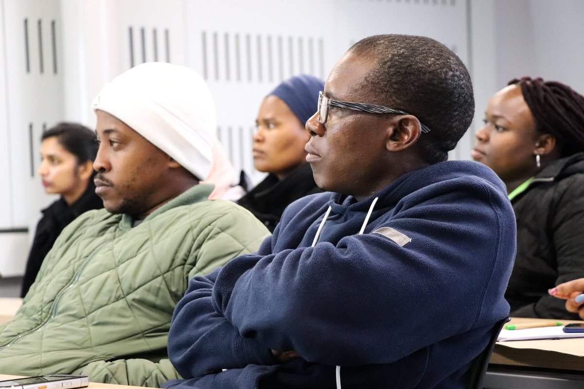 uwcgci's tweet image. Day 3: Workshop, Training and Development, Paper &amp;amp; Institutional Presentation

TOPIC: Scenarios assessments for water sensitive design implementation: A case study of Cape Flats Aquifer, rendered by Siyamthanda Gxowa from University of the Western Cape. 

#GCC2019
#4IR4AFRICA