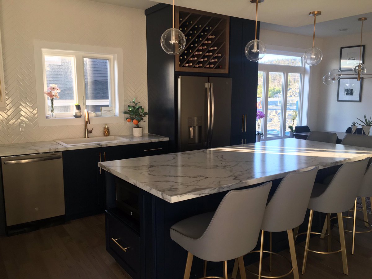 KristaPippy's tweet photo. Another happy customer! My favourite is the wine rack over the fridge ☺️🍷#dreamkitchens #anotherhappycustomer https://t.co/lTu1P7pG6Q
