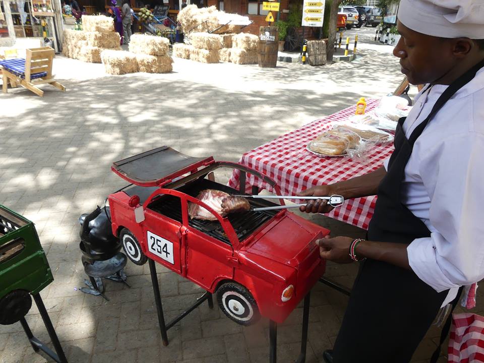 cookswelljikos's tweet photo. Get a custom made replica BBQ of your favorite #SafariRally car here today! (https://t.co/DzUQlcxITU)
@OfficialWRC #WrcSafariRally2Kenya #rallycar #Datsun1600sss #datsun #rallycar #customreplica #BBQ #safaricooking #onlyinkenya #BBQ #ClassicRally https://t.co/GvRViR3S9B