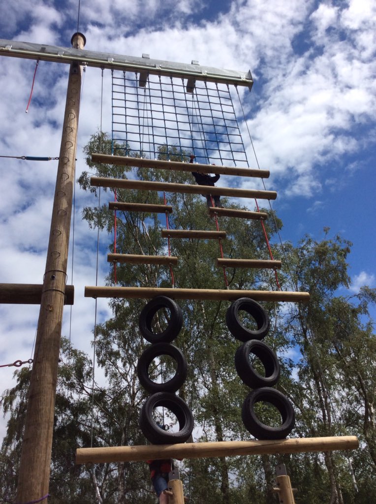 ABCPschool's tweet photo. #PettyPool #Year4 #GladiatorChallenge Right to the top!! https://t.co/sFiTkYmwgP