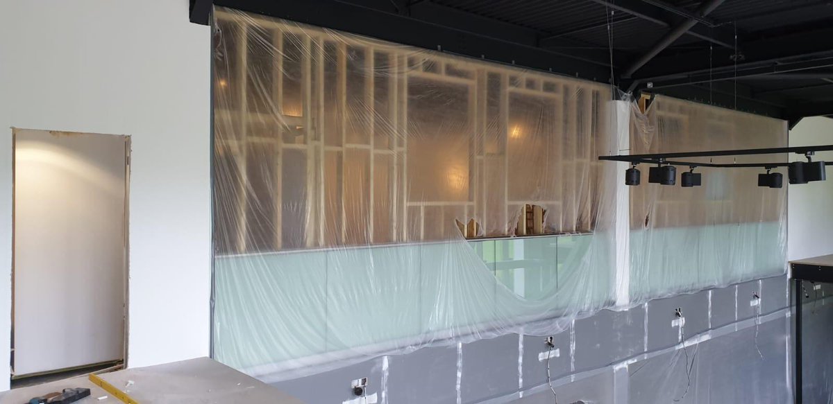 ConstructionDTS's tweet photo. Excellent progress being made on our conversion of the former sports bar in #Dunstable! Creating stud walls to section out the large space. #DTSConstruction https://t.co/OH2Ub0sbyr https://t.co/q93Kxp07QQ